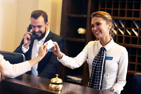 The average salary for a front desk agent is 15. . Front desk agent pay